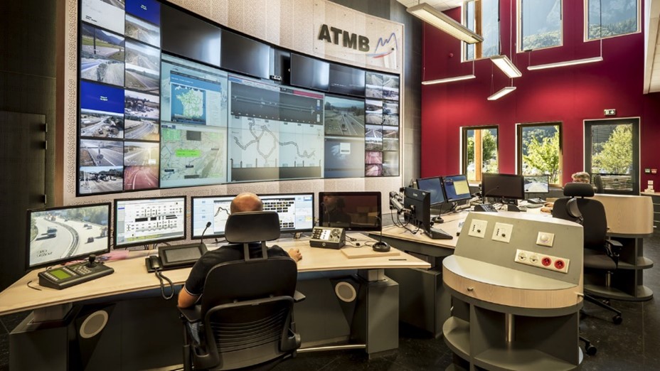 Poste de commande SIERRA, la tour de contrôle au coeur de la sécurité ©ATMB